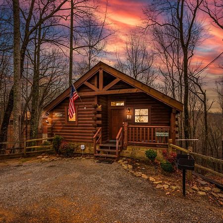 Log Cabin, Hot Tub, Fireplace, Pool Table & Views! Sevierville Extérieur photo